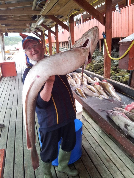 Unsere glücklichen Angler zum Ferienhaus Sotra Rorbusenter Appartement 2