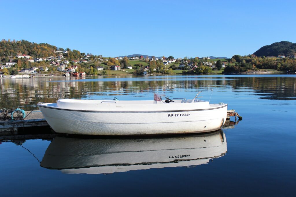 Dieselboot 22 ft. Halsnoy