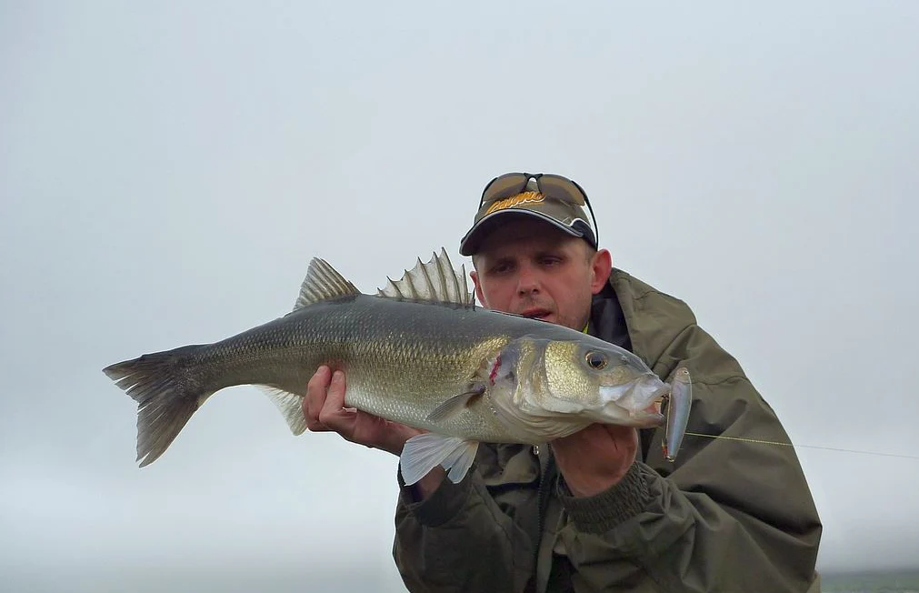 Unsere glücklichen Angler zum Ferienhaus Pike Fishing Lodge 4 Personen